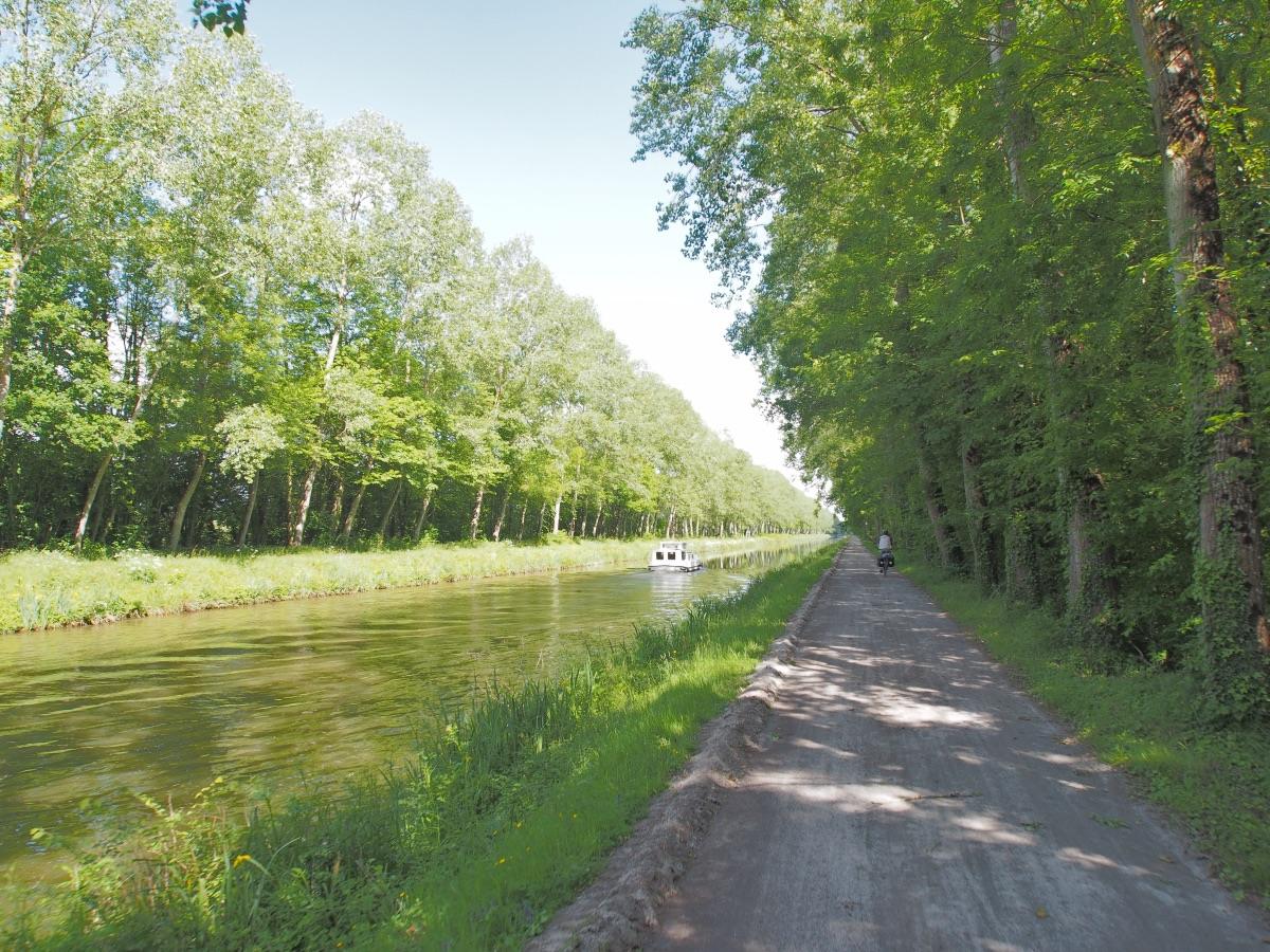 DAY 02… St-Meen-le-Grand to Redon